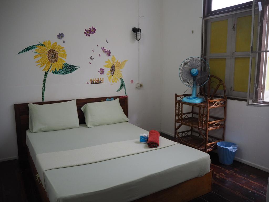 Blue Juice Hotel Krabi town Екстериор снимка